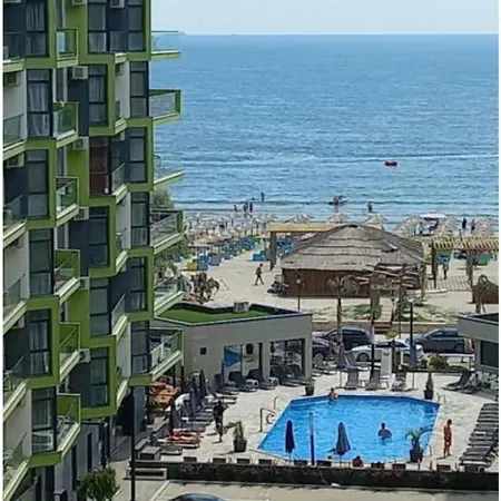 Apartamento Premium & Piscina,sauna,jacuzzy,gym Năvodari