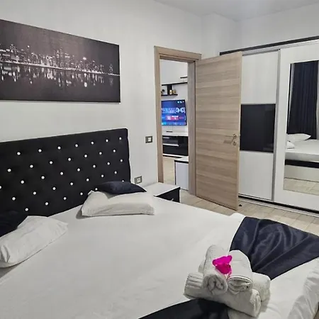 アパート Premium & Piscina,sauna,jacuzzy,gym 3*