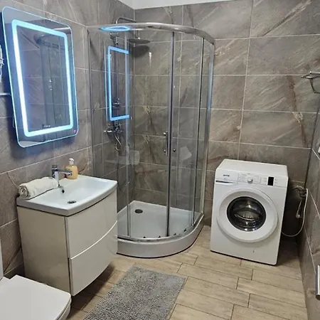 Premium & Piscina,sauna,jacuzzy,gym